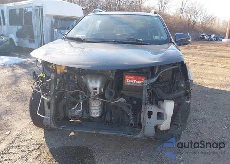 2015 Toyota Rav4 Xle z USA, uszkodzony, nr VIN JTMRFREV6FJ045686